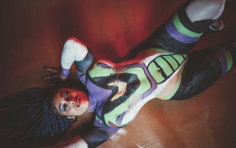 safiyaswrld トップポルノスター 写真