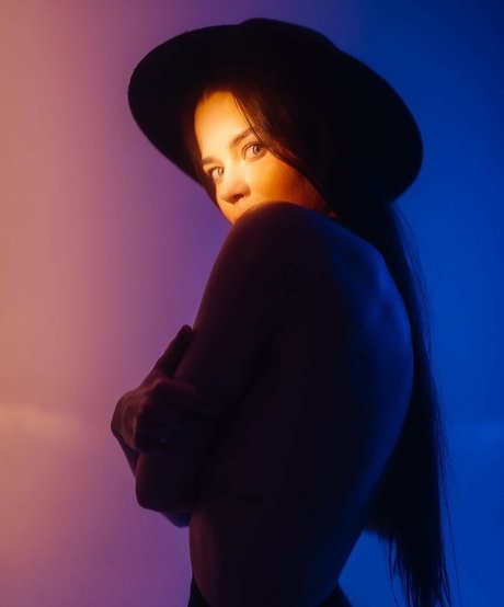 Anastasia Vasichkina ポルノスター ギャラリー