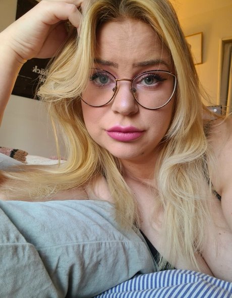 glitterbabeprincess アートポルノスター 写真