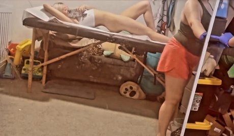 Charisma Kain スター ヌード 画像