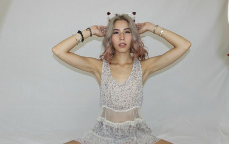 ティーングラスオンリーファン 無料ポルノ 写真