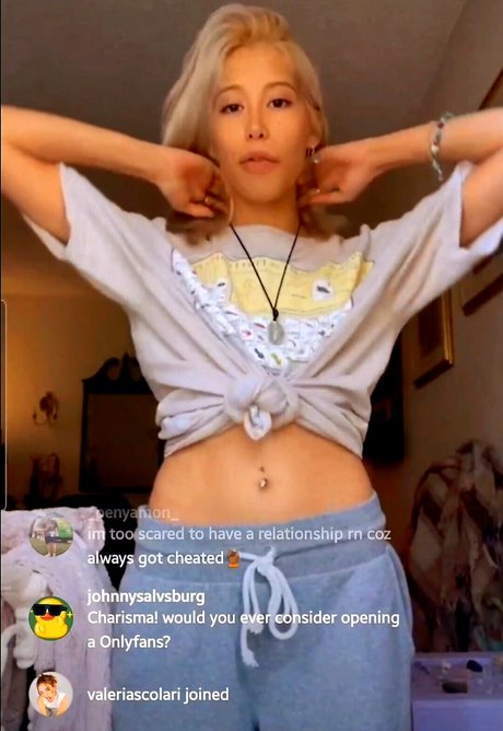 Charisma Kain 美しいスター 写真