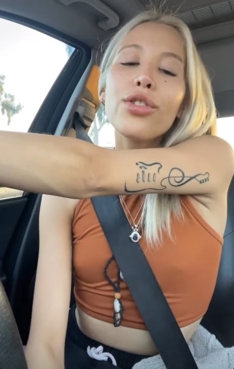 Charisma Kain ポルノスター 画像