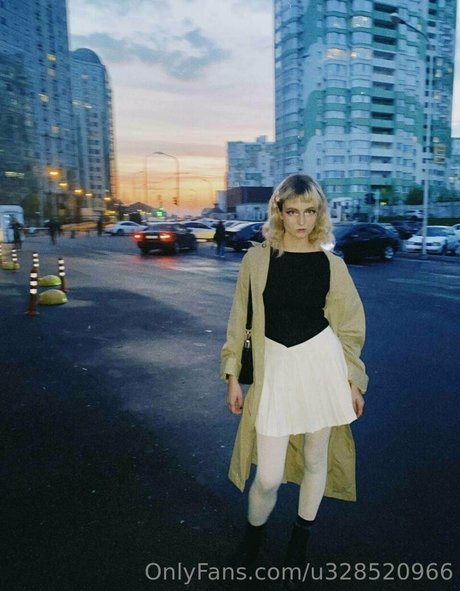 leilaagrace かわいいスター 画像