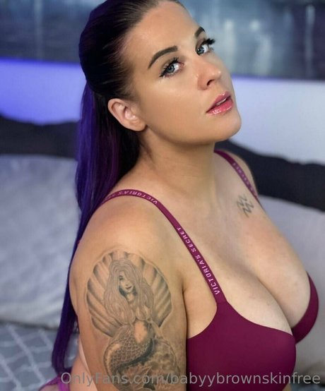 babyybrownskinfree ヌードのポルノスター ギャラリー
