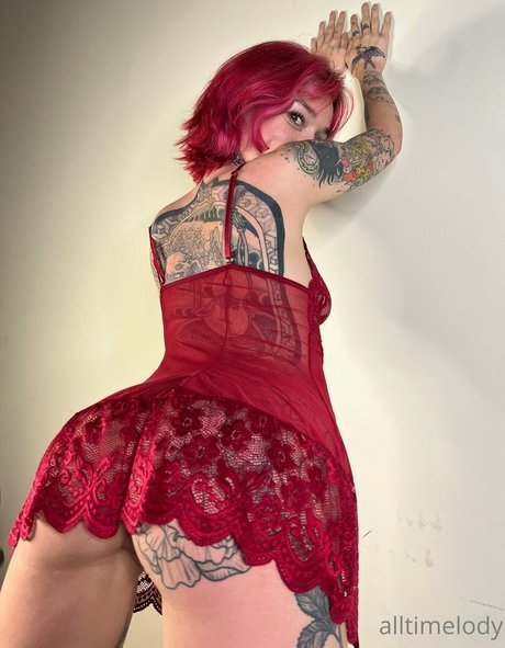 DMV オンリーファン セクシー裸 画像