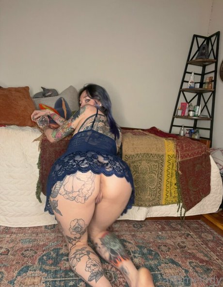 Alltimelody 完璧なモデル 画像