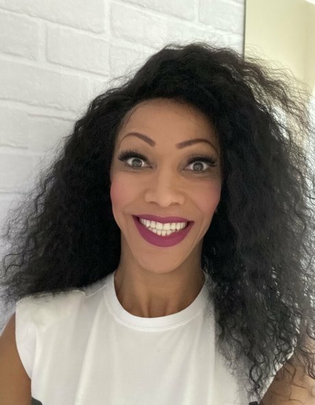 shemale 23cm トップスター 写真