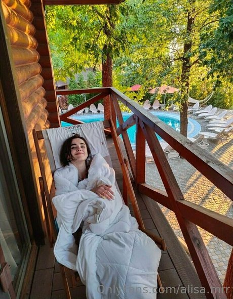 alisa mrr セクシーなスター 写真