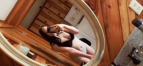 毛深いBBW OnlyFans ポルノ 写真