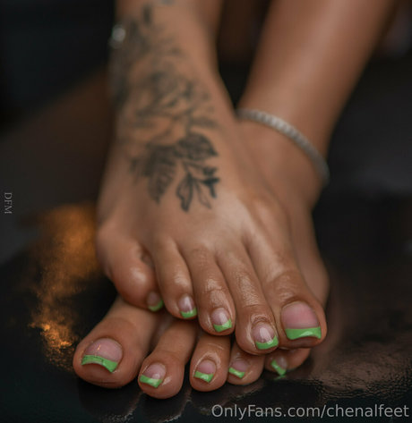 セクシーなブロンドのOnlyFans 無料セックス 写真