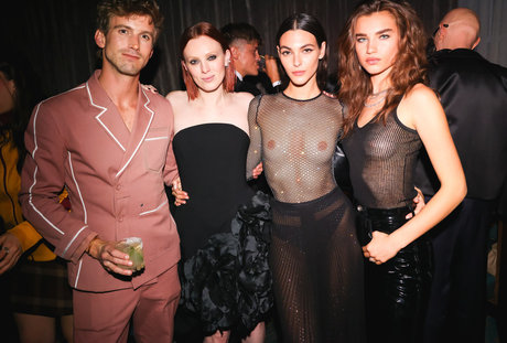 Meghan Roche ポルノスター ヌード 写真