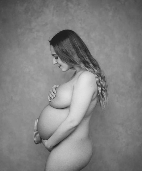 Hannah Witton トップモデル 写真