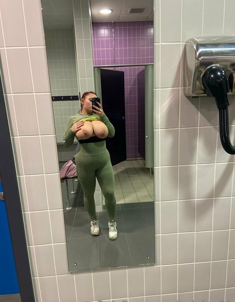 アジアンタトゥー OnlyFans ポルノグラフィック 写真