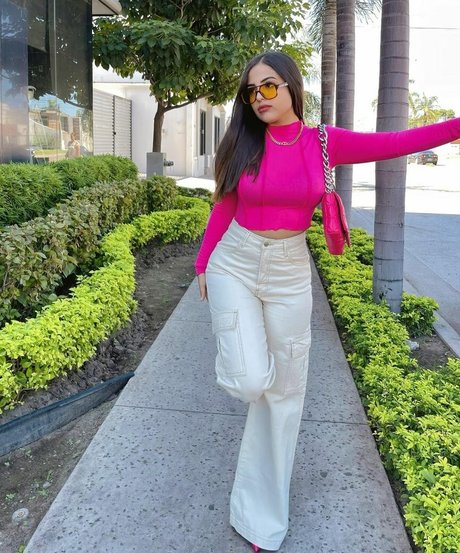 乱交OnlyFans 無料セクシー 写真