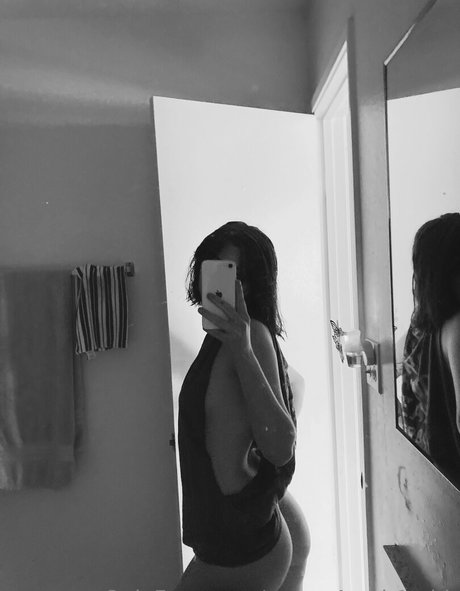 日焼けしたOnlyFans ポルノ アーカイブ