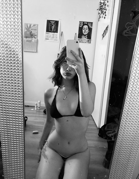 meow4meb1tchh スターセックス 写真