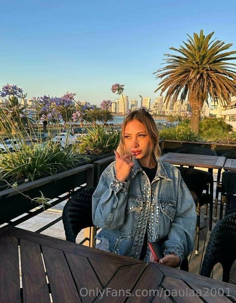 フィンドムオンリーファンズ ホットヌード 画像