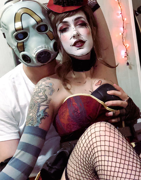 yoemilyreyfree トップモデル 写真