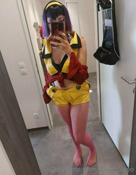 lunagogoo 高品質のポルノスター 写真