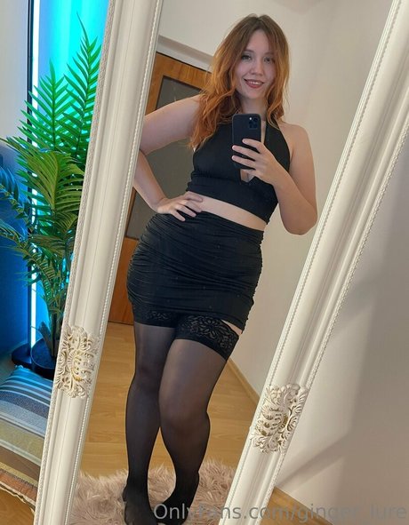 ginger lure 美しいポルノスター 写真