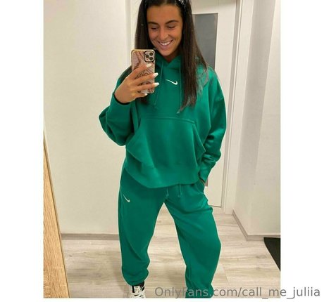 call me juliia 無料のポルノスター アーカイブ