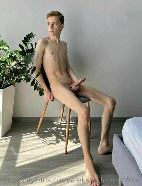 aleksandrrammfree HDスター 写真