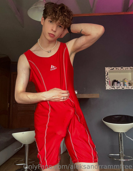 主観視点のアジア人OnlyFans セクシー 写真