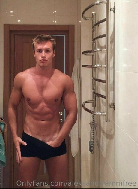 aleksandrrammfree ポルノスター 写真