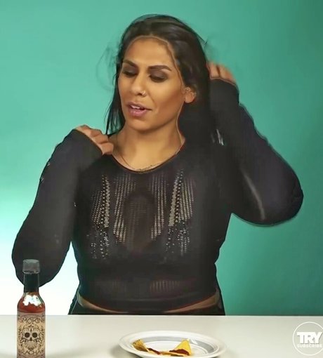 射精 顔射 OnlyFans ポルノ 画像