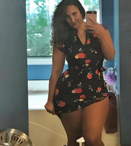 セクシーな足 OnlyFans 無料ポルノ 写真