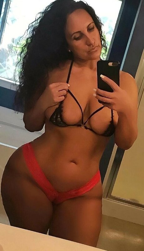 双子の姉妹OnlyFans セクシーヌード 写真