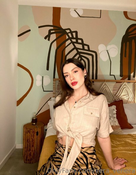 vera venera 完璧なモデル 写真