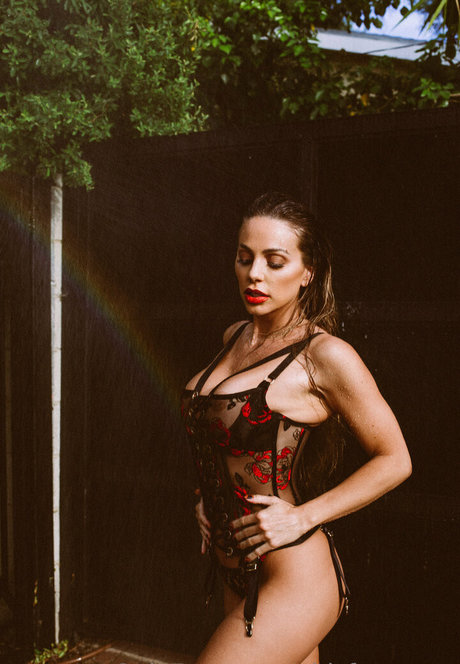 BBCフェイシャルOnlyFans セクシーヌード 写真