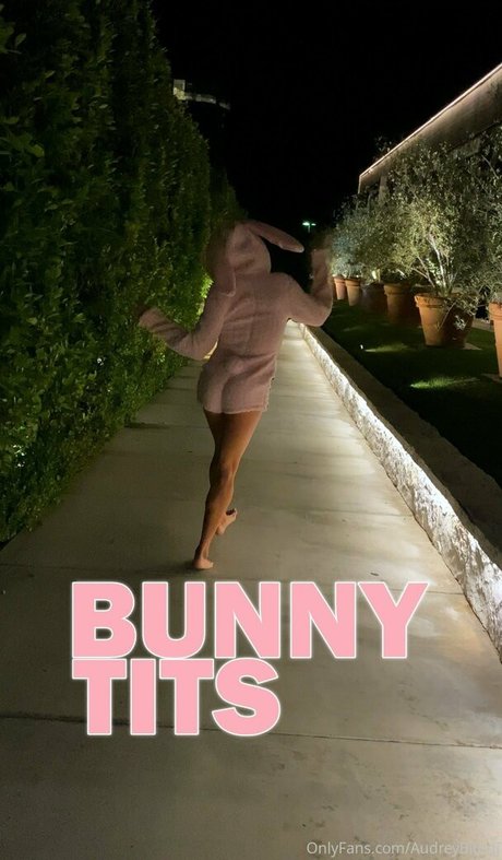 曲線美の熟女OnlyFans ホットxxx 画像