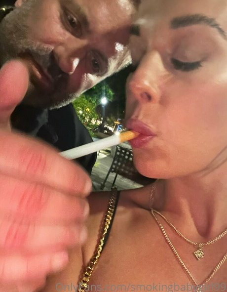 smokingbabygirl99 アートモデル 画像