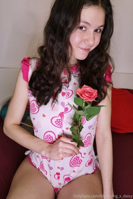 美しい足 OnlyFans ホットxxx 写真