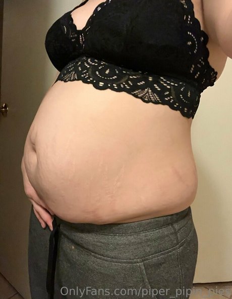 piper pipin pies アダルトモデル 写真