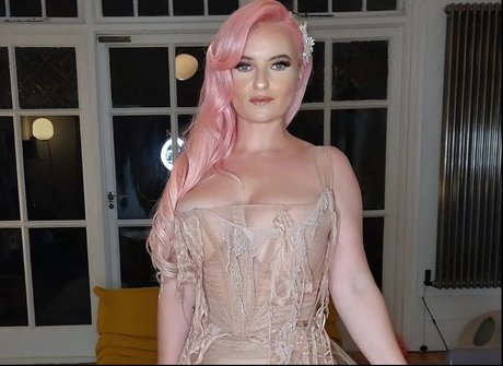 Grace Chatto アダルトスター 画像