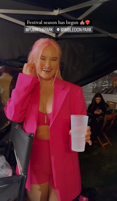 Grace Chatto 完璧なモデル 画像