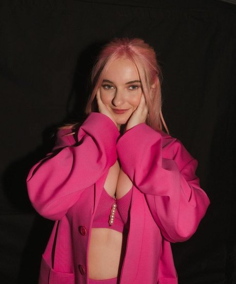 Grace Chatto 完璧な女優 アーカイブ