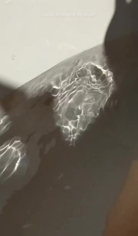 Sophie Pettifer アートポルノスター 写真