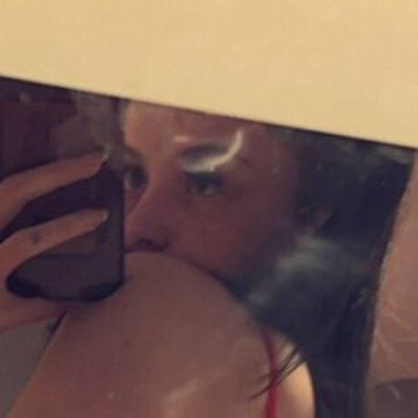 Eleri Evans 無料のスター 画像