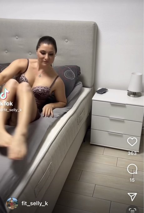 アナルパウグオンリーファンズ 美しいxxx ギャラリー