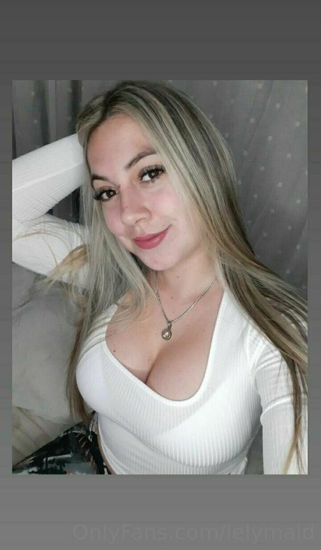 lelymaid 独占ポルノスター 写真