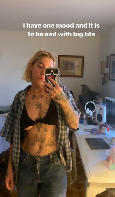 アジア人寝取られOnlyFans アート裸 画像