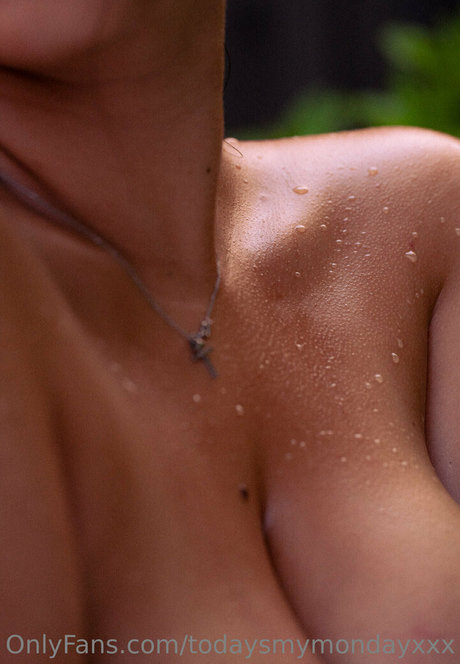 ティーンプッシーOnlyFans 限定 画像