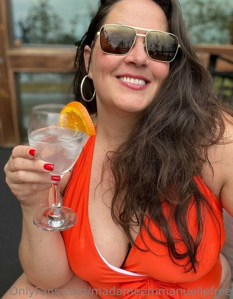 buxomemmanuellefree 独占モデル 画像