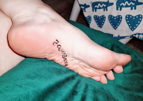 Feetvampire ポルノスター セクシー 写真