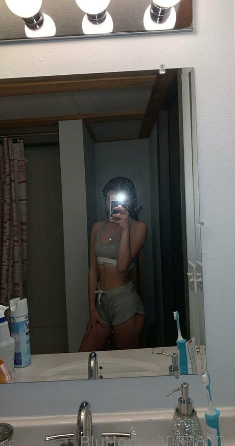 blufire999 ポルノスター 高品質 写真